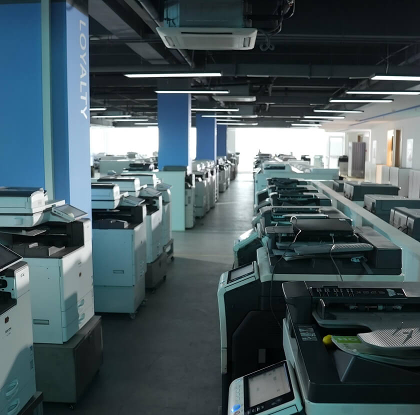 2300㎡ Area ，Over 1,000 Testing Devices